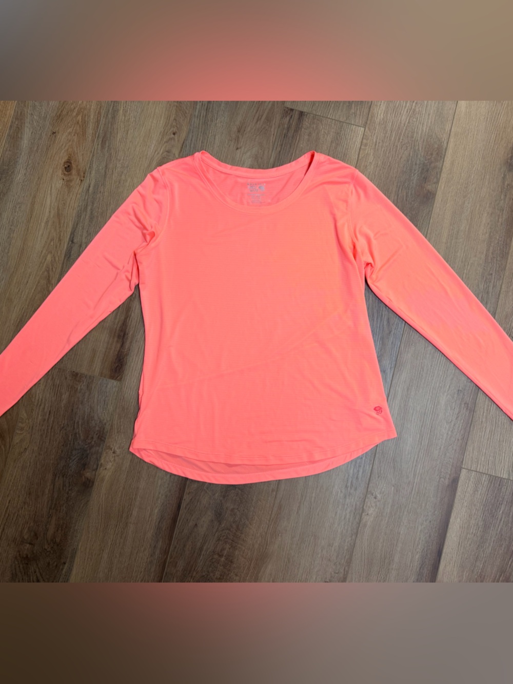 Mountain Hardware Wick.Q Long Sleeve Performance Top Women’s XL Neon Coral‎ Hike